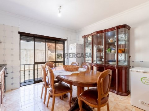 Apartamento T2 em Vimeiro, Lourinhã