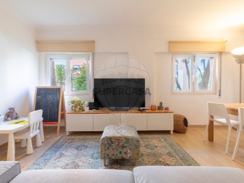 Apartamento T3 em Algés, Linda-a-Velha e Cruz Quebrada-Dafundo, Oeiras
