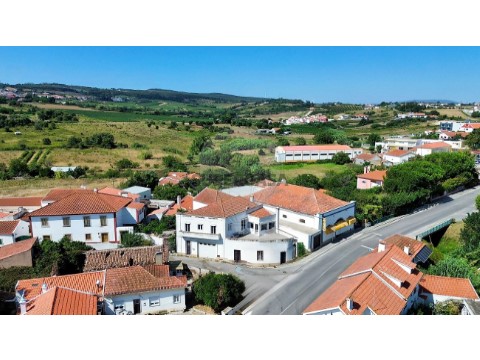 Moradia T3 em Carvoeira e Carmões, Torres Vedras