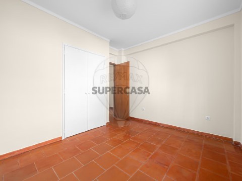 Apartamento T3 em Vimeiro, Lourinhã