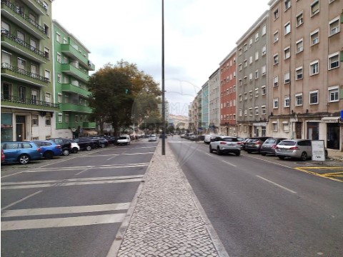 Apartamento T2 em Penha de França, Lisboa