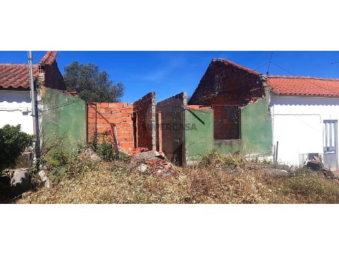 Moradia T2 em Almoster, Santarém