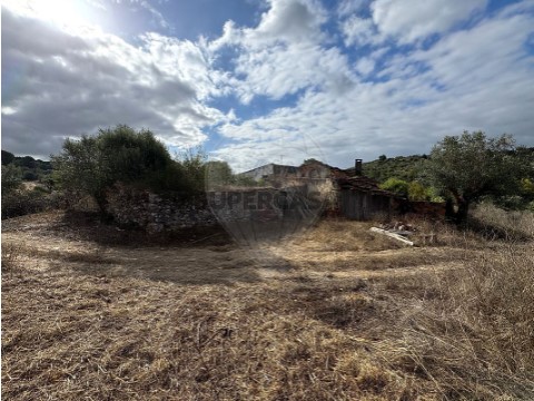 Moradia T2 em Achete, Azoia de Baixo e Póvoa de Santarém, Santarém