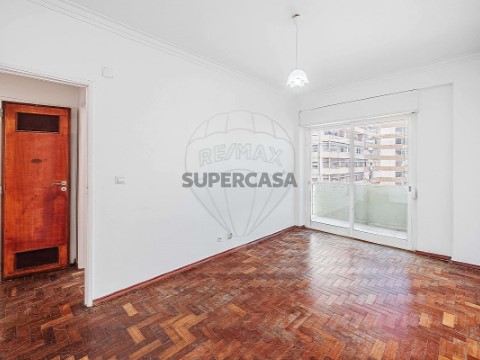 Apartamento T2 em Agualva e Mira-Sintra, Sintra