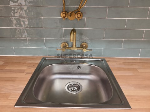 Apartamento T2 em União Freguesias Santa Maria, São Pedro e Matacães, Torres Vedras