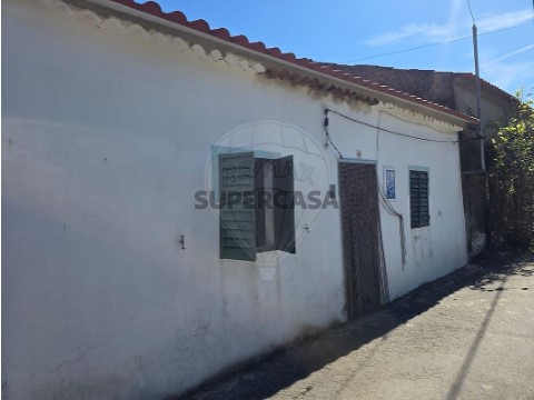 Moradia T4 em Carvoeiro, Mação