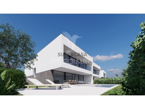 Moradia Geminada T4 em São Gonçalo de Lagos, Lagos