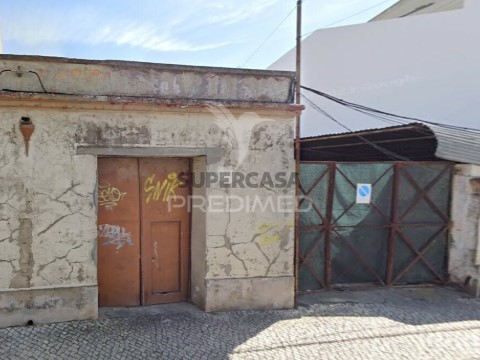 建筑 在 Grândola e Santa Margarida da Serra, Grândola