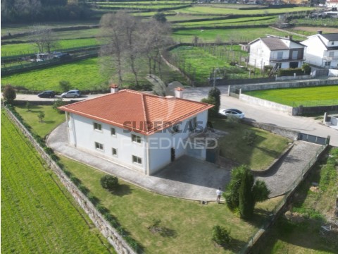 Moradia T4 em Espinho, Braga