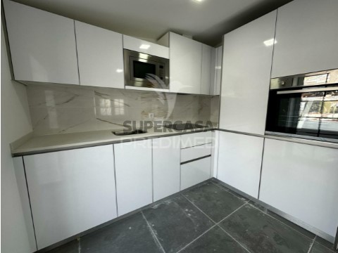 Apartamento T3 em Assunção, Ajuda, Salvador e Santo Ildefonso, Elvas