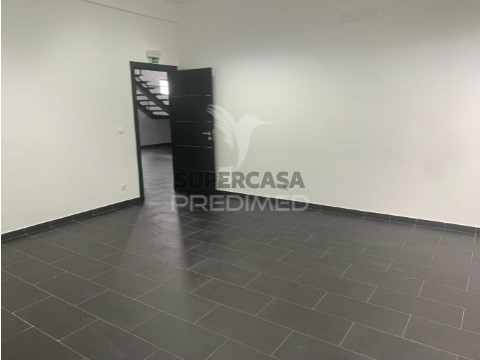 Escritório em Malagueira e Horta das Figueiras, Évora