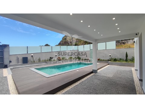 Moradia T4 em Machico, Machico