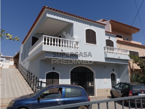 Moradia T3 em São Bartolomeu de Messines, Silves
