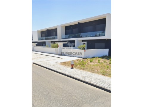 Moradia T4 em Nossa Senhora de Fátima, Entroncamento