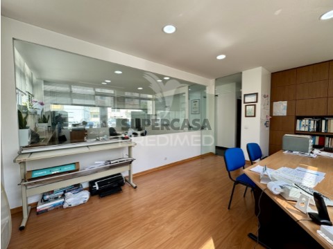 Comercial em Fátima, Ourém