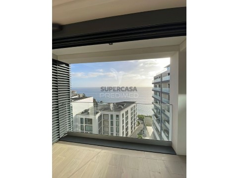 Apartamento T3 em São Martinho, Funchal
