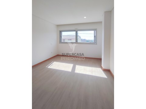 Apartamento T1 em Urgezes, Guimarães