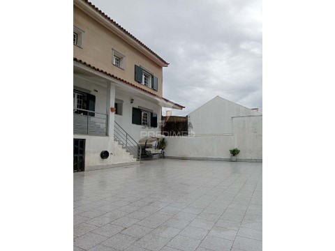 Apartamento T5 em Aradas, Aveiro