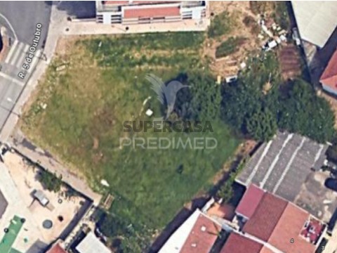 Terreno em Venteira, Amadora