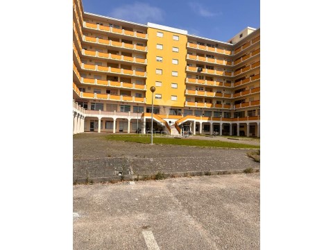 Apartamento T2 em União Freguesias Santa Maria, São Pedro e Matacães, Torres Vedras