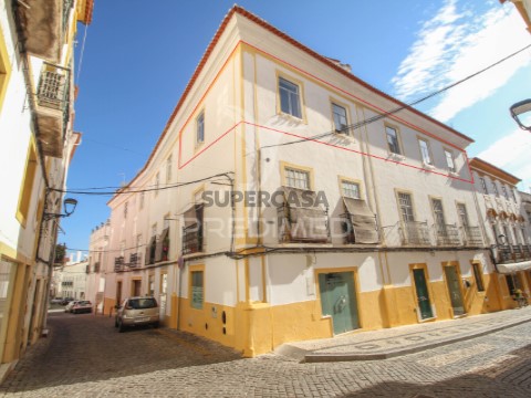 Edificio en Caia, São Pedro e Alcáçova, Elvas