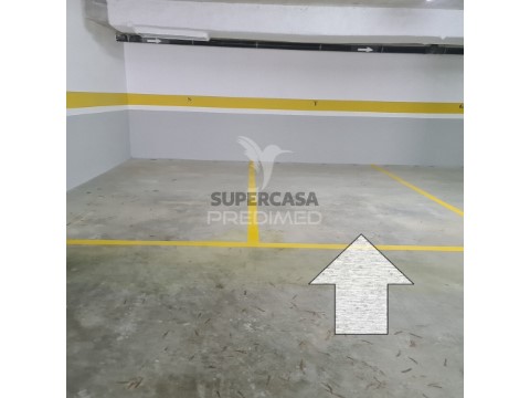 Garage Op Canidelo, Vila Nova de Gaia