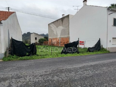 Terreno em Arneiro das Milhariças, Santarém