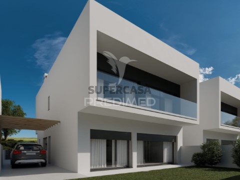 Moradia T4 em Torres Novas (Santa Maria, Salvador e Santiago), Torres Novas