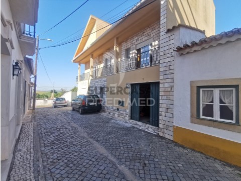 Moradia T7 na Golegã, Golegã