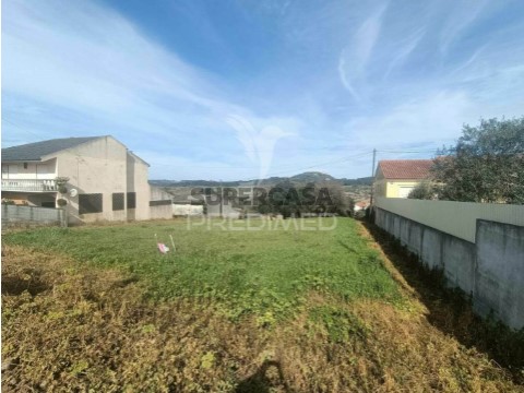 Terreno em Atouguia, Ourém