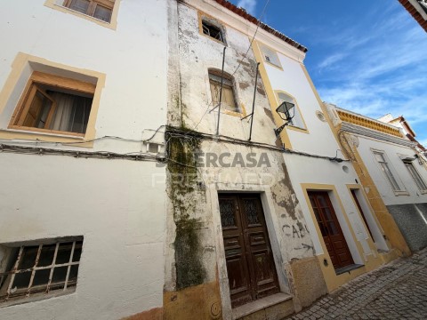 Gebäude auf Assunção, Ajuda, Salvador e Santo Ildefonso, Elvas