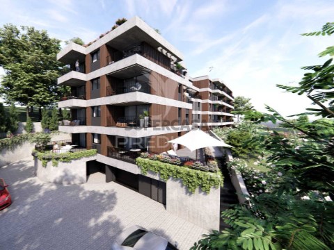 Apartamento T3 em Água de Pena, Machico