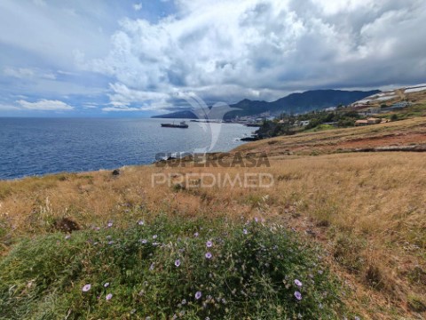 Terreno em Caniçal, Machico