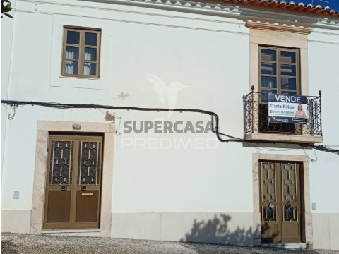 Moradia T5 em Nossa Senhora da Conceição e São Bartolomeu, Vila Viçosa