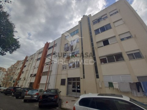 Appartement 2 kamers Op Carregado e Cadafais, Alenquer