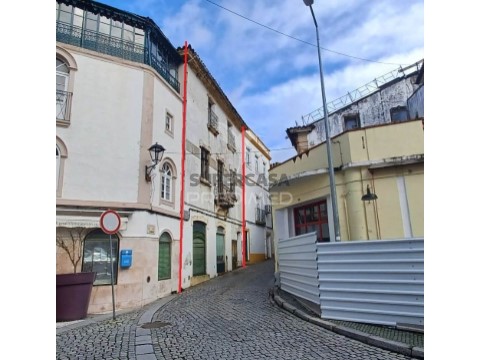 Gebäude auf Sé e São Lourenço, Portalegre