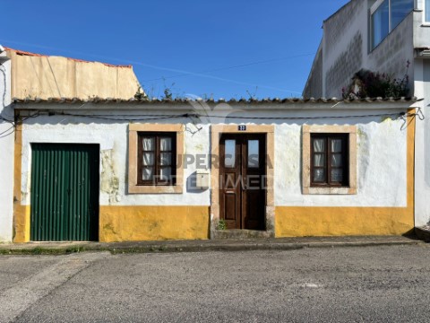 Moradia T2 em Marmeleira e Assentiz, Rio Maior