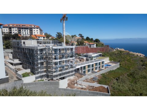 Apartamento T2 em Caniço, Santa Cruz
