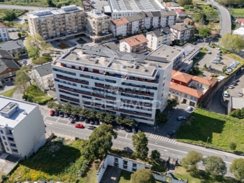 Apartamento T5 em Ferreiros e Gondizalves, Braga