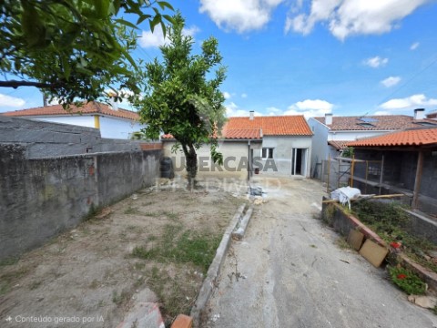 Moradia T3 em Meia Via, Torres Novas