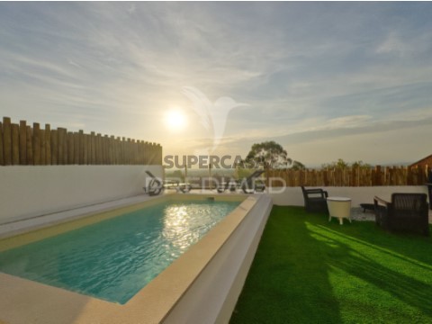 Moradia T3 em Azeitão (São Lourenço e São Simão), Setúbal