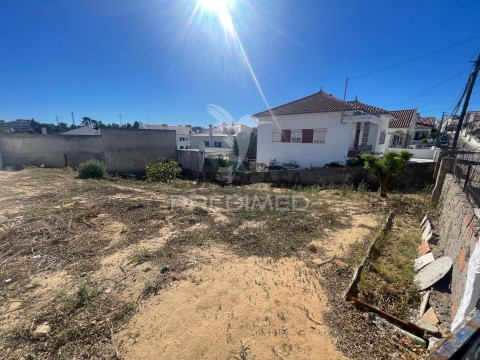 Terreno em Laranjeiro e Feijó, Almada