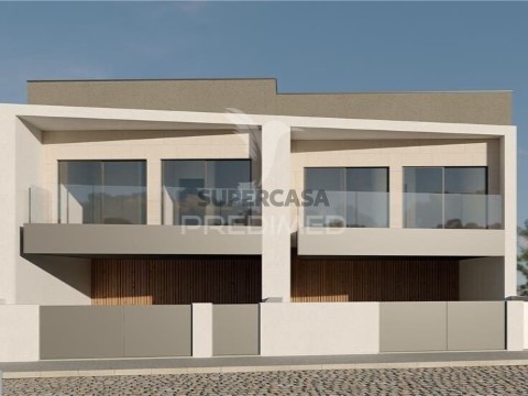 Terreno em Coronado (São Romão e São Mamede), Trofa