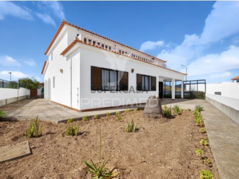 Moradia T4 no Porto Santo, Porto Santo