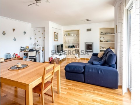 Apartamento T3 em Algés, Linda-a-Velha e Cruz Quebrada-Dafundo, Oeiras