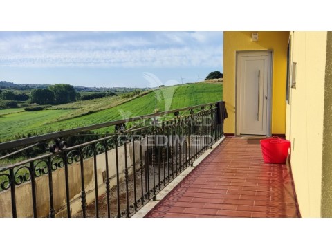 Moradia T3 em Freiria, Torres Vedras