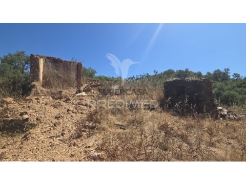 Moradia T2 em São Marcos da Serra, Silves