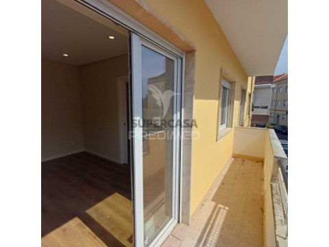 Apartamento T3 em Queluz, Sintra