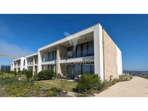 Moradia Geminada T3 em Vau, Óbidos