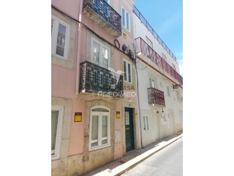 Apartamento T4 em Santo António, Lisboa
